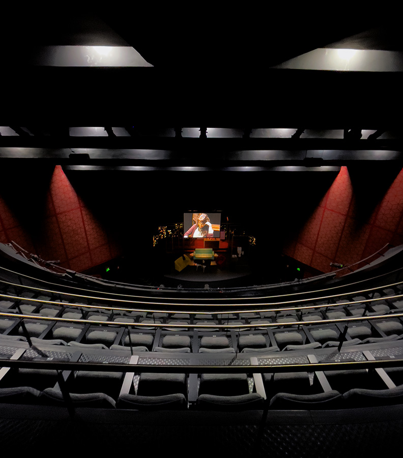 Renta el nuevo Teatro Libánes 3